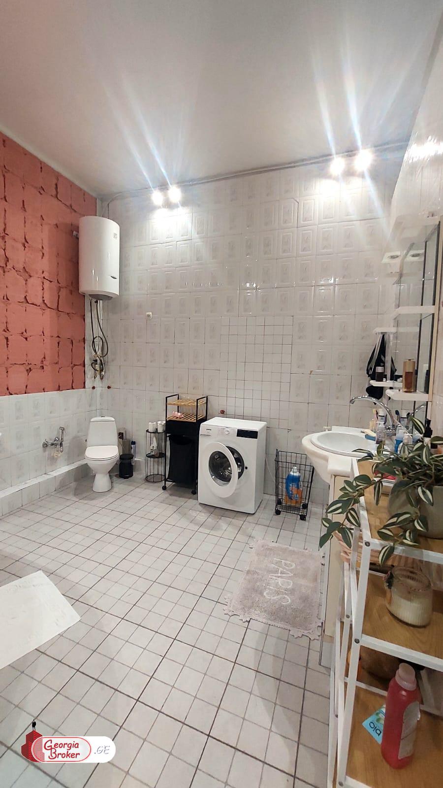 ქირავდება ახალი გარემონტებული საოფისე ფართი მთაწმინდაზე